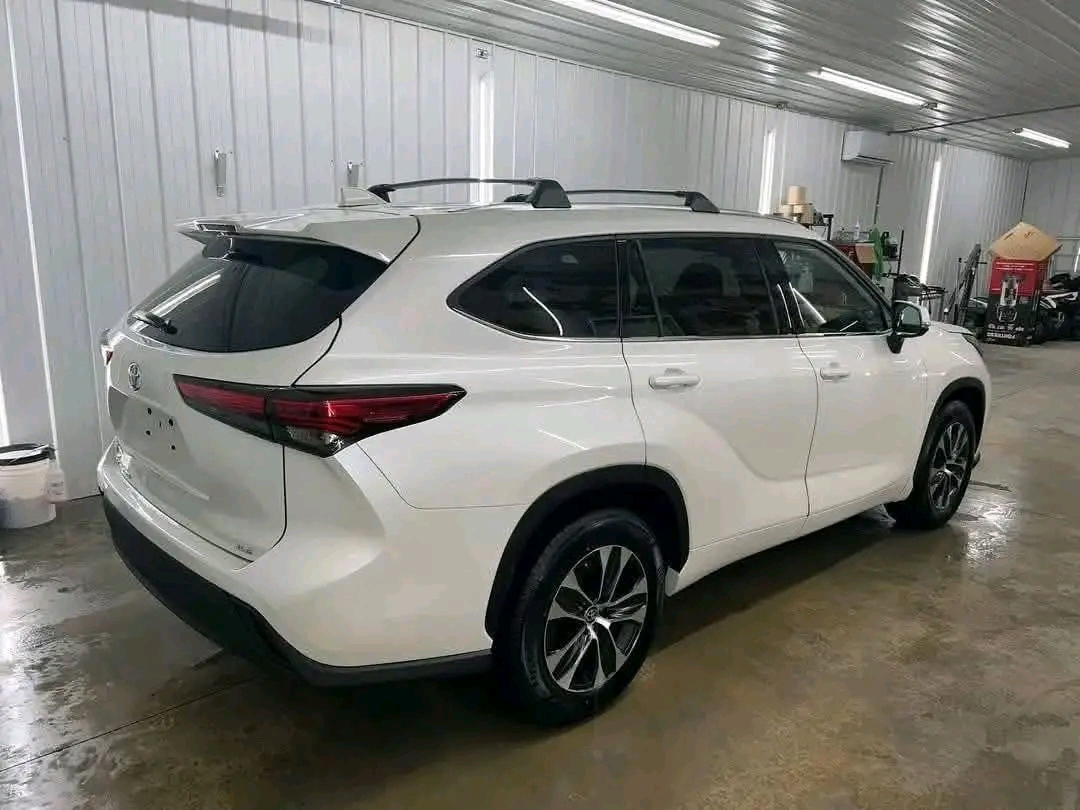 Bank seized car 7